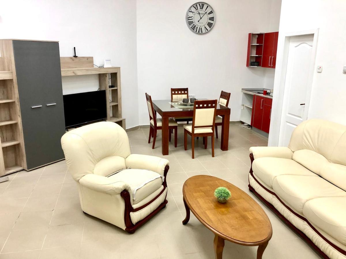 Apartment Tesla Pancevo Exterior photo