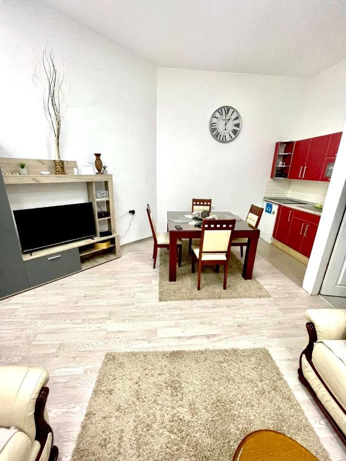 Apartment Tesla Pancevo Exterior photo